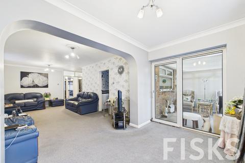 4 bedroom detached bungalow for sale, Homefields Avenue, Benfleet, SS7