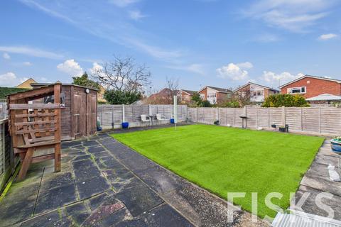 4 bedroom detached bungalow for sale, Homefields Avenue, Benfleet, SS7
