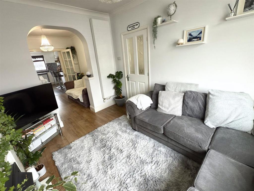 LOUNGE AREA.jpg