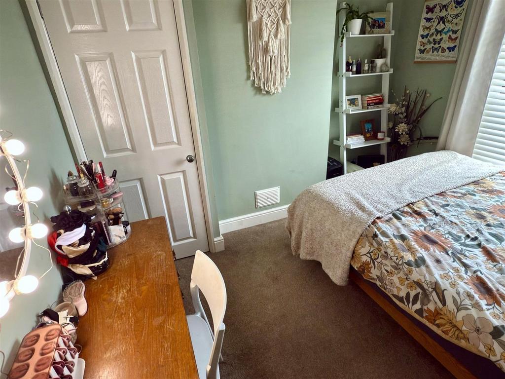 BED 2 OF 3.jpg