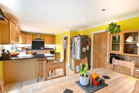 5 bedroom detached house for sale, Cemetery Road, Whittlesey PE7