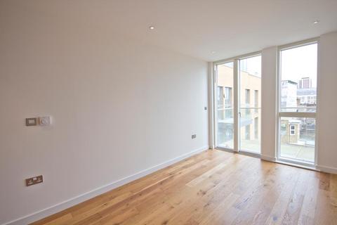 1 bedroom apartment to rent, 91 Goldhawk Road, London, W12 8DZ
