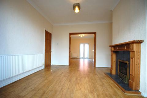 3 bedroom terraced house to rent, Trent Road, Blackpool FY4