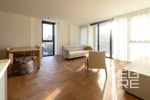 2 bedroom apartment to rent, 4 Merino Gardens, London E1W