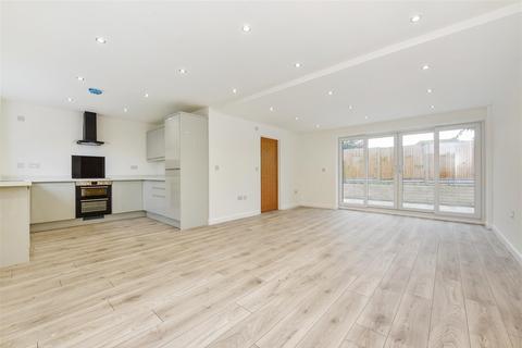 3 bedroom detached house for sale, Bilsham Road, Yapton