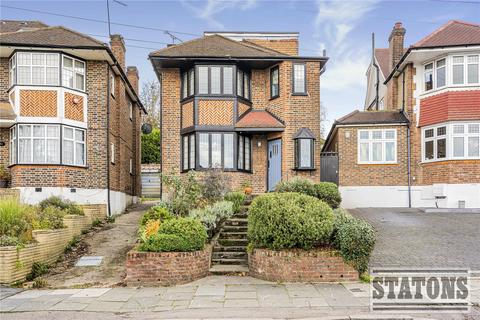 4 bedroom detached house for sale, The Woodlands, London, N14