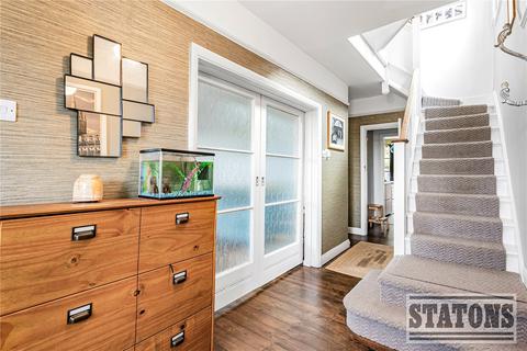 4 bedroom detached house for sale, The Woodlands, London, N14