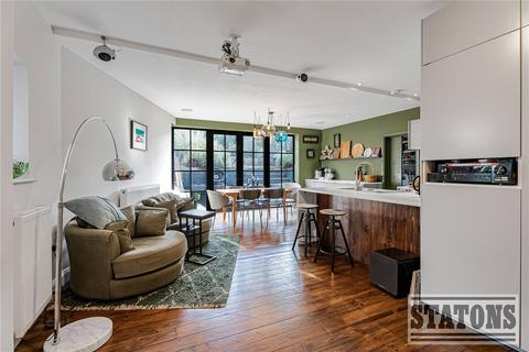 4 bedroom detached house for sale, The Woodlands, London, N14