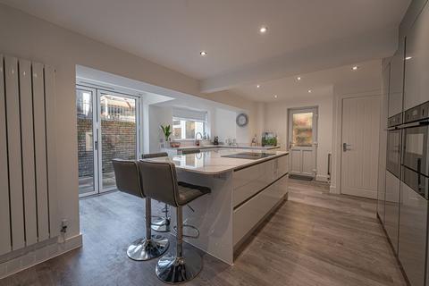 3 bedroom semi-detached house for sale, Griffithstown, Pontypool, NP4