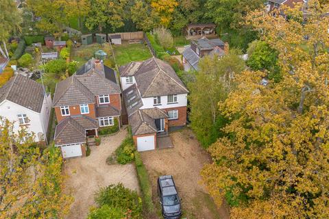 4 bedroom detached house for sale, Wellington Road, Berkshire GU47