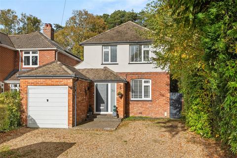 4 bedroom detached house for sale, Wellington Road, Berkshire GU47