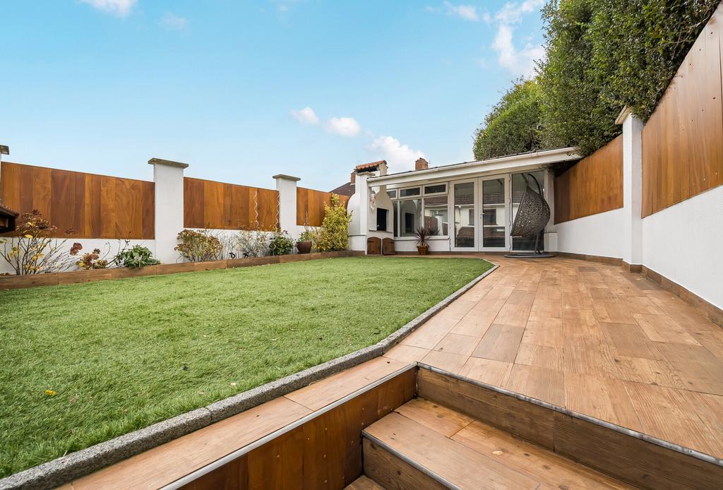 1386700-3-693abfa...