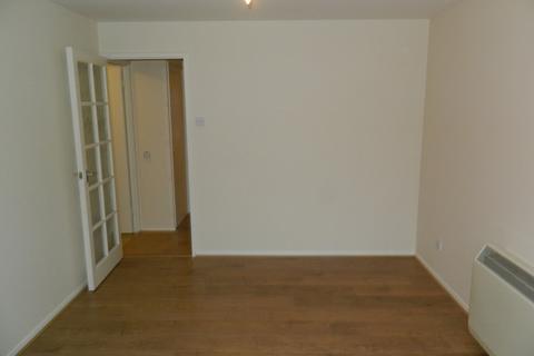 undefined, Walpole Road, Cippenham SL1