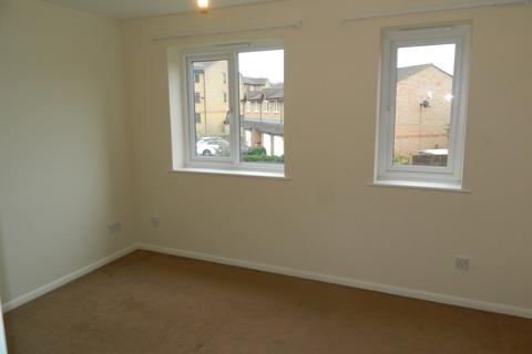 undefined, Walpole Road, Cippenham SL1