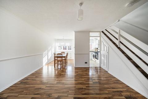 3 bedroom detached house to rent, Elm Way,  London,  N11