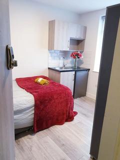 1 bedroom in a house share to rent, Harrow HA3