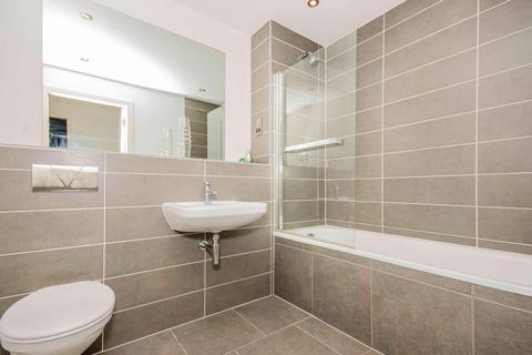 1 bedroom flat to rent, Gateway Plaza, Sackville Street, Barnsley, S70