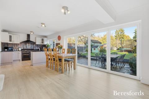 4 bedroom semi-detached house for sale, Church Lane Cottages, Church Lane, CM15