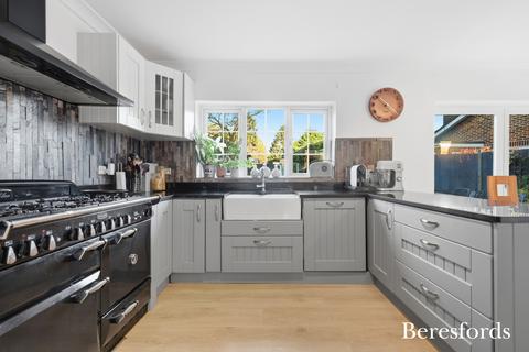 4 bedroom semi-detached house for sale, Church Lane Cottages, Church Lane, CM15