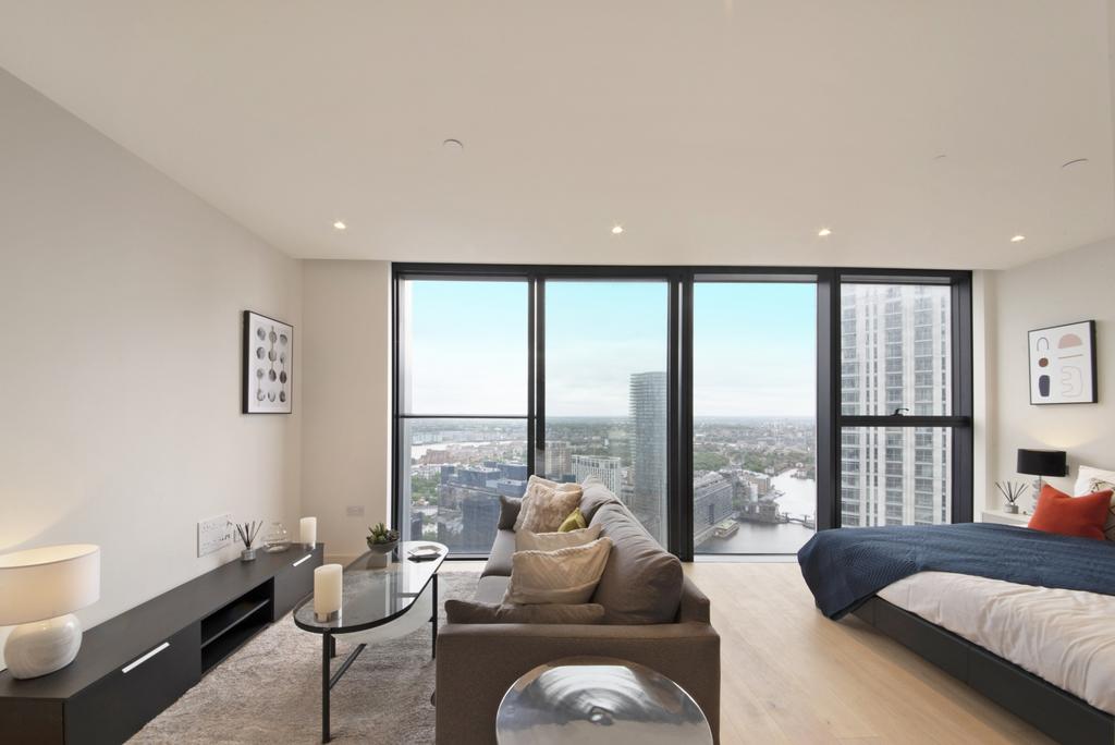 Living/Sleeping Area
