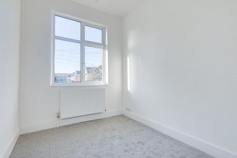 2 bedroom flat to rent, Victoria Road, Southend-on-sea, SS1