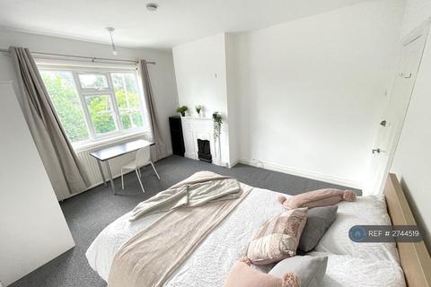 2 bedroom flat to rent, Fountain Road, Birmingham, B17