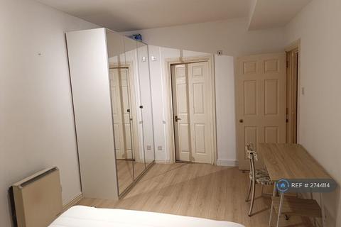 2 bedroom flat to rent, London, London, E1