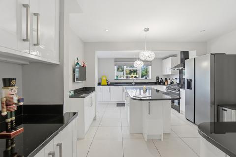 undefined, Birchdale Close, West Byfleet Surrey KT14 6QA