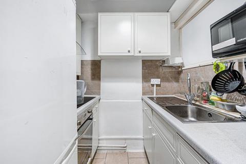 1 bedroom apartment to rent, Hamlet Gardens, London
