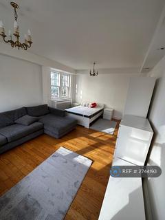 1 bedroom in a flat share to rent, Cedar Lodge, London, NW2