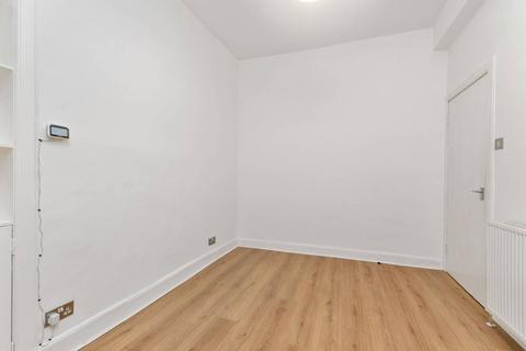 1 bedroom ground floor flat for sale, 12 GF2 Brunswick Road, Edinburgh, EH7 5NQ