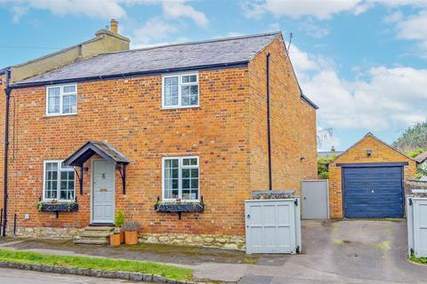 undefined, Cuddington, Buckinghamshire