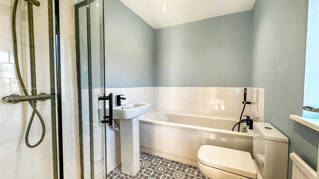 The 4-piece bathroom