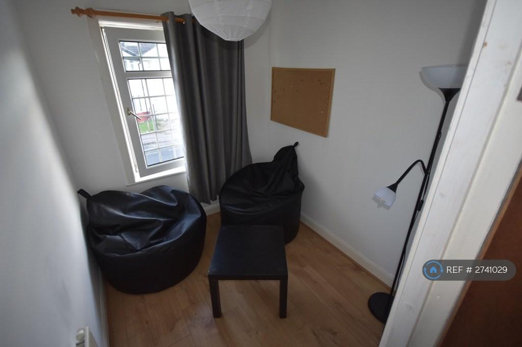 Lounge Room