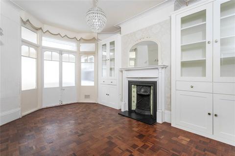 3 bedroom end of terrace house for sale, Riverway, London, N13