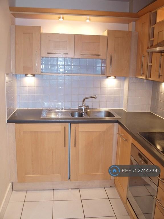 Separate Fitted Kitchen With All Appliances