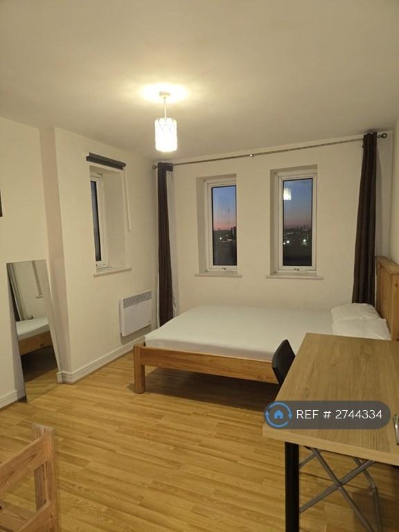 Double Bedroom 1