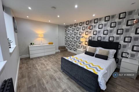 2 bedroom flat to rent, Reginald Street, Luton, LU2