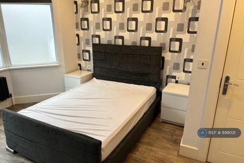 undefined, Reginald Street, Luton, LU2