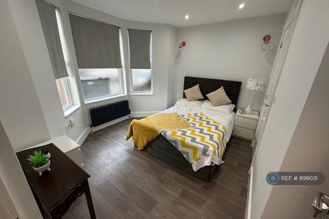 undefined, Reginald Street, Luton, LU2