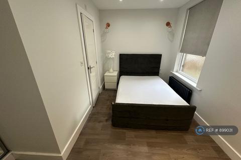 undefined, Reginald Street, Luton, LU2