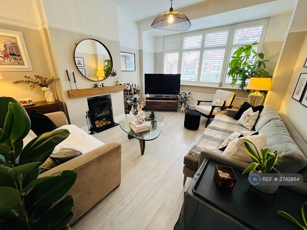 Living Room (Not Inc)
