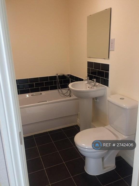 Main Bathroom