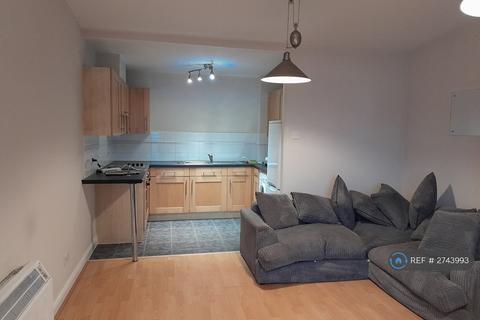 2 bedroom flat to rent, Fishguard Way, London, E16