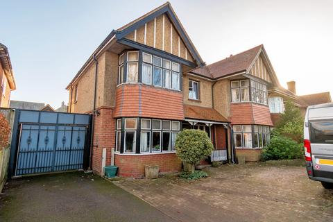 undefined, Shirley, Southampton