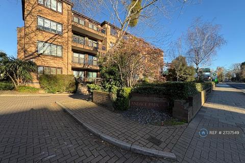 2 bedroom flat to rent, Widmore Road, Bromley, BR1