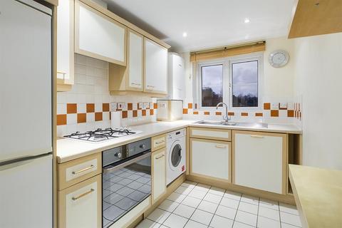2 bedroom flat to rent, Quay 2000, Horseshoe Bridge, Southampton