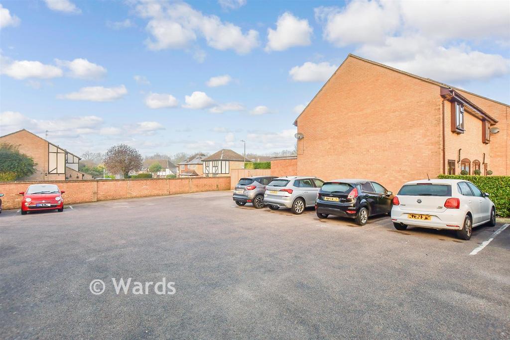 Driveway/Parking