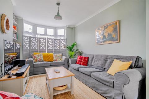 2 bedroom terraced house for sale, Tonbridge Road, Maidstone
