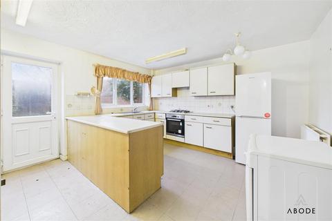 3 bedroom detached house for sale, Sherbourne Drive, Burton-On-Trent DE14